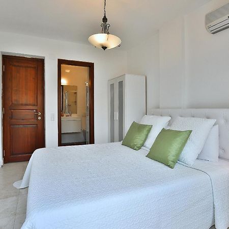 Villa Stunning Seaviews Kalkan Esterno foto