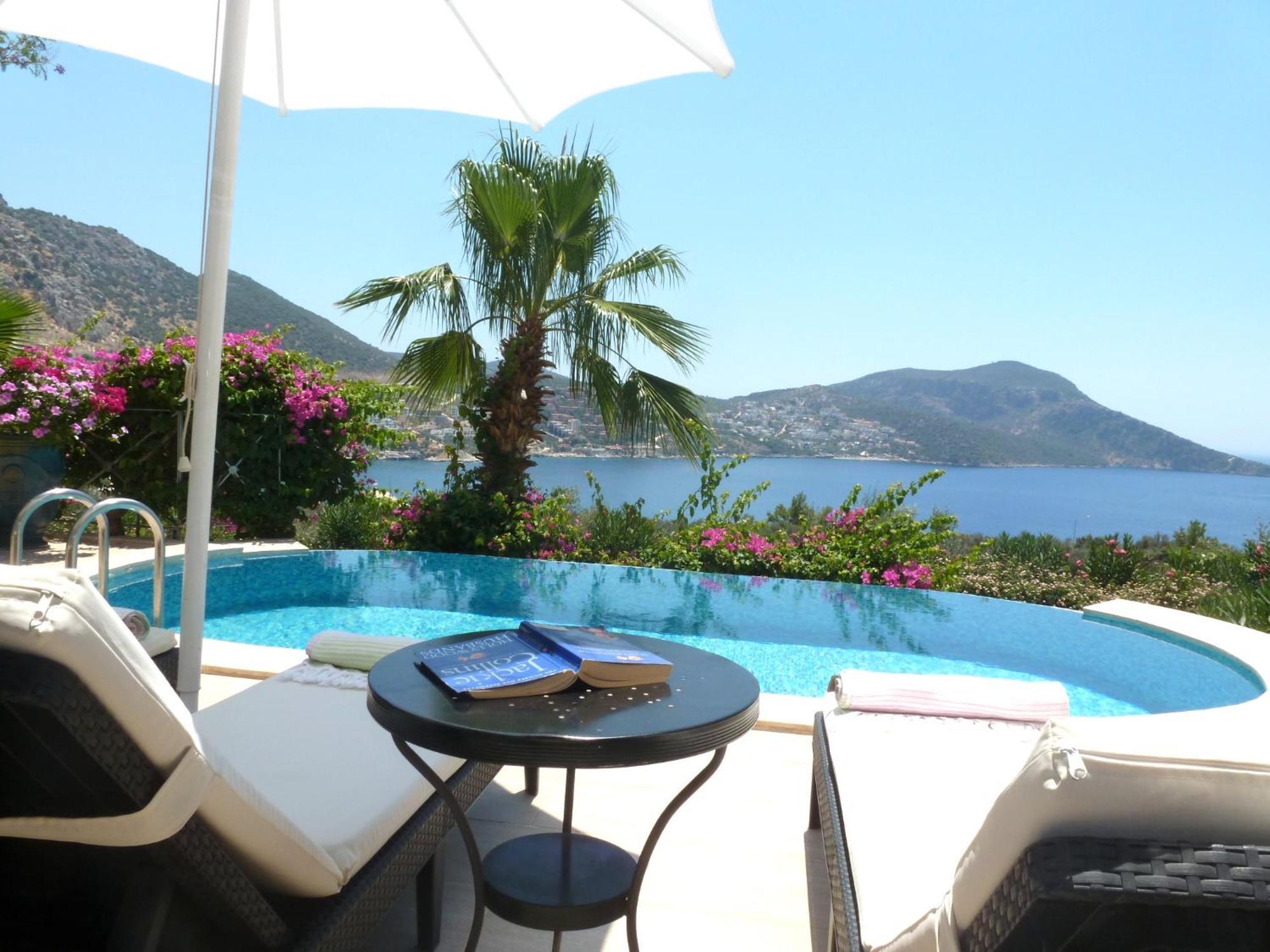 Villa Stunning Seaviews Kalkan Esterno foto